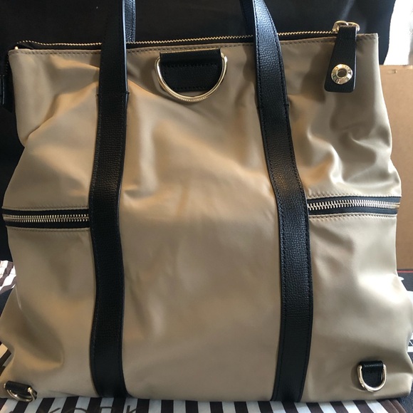 Henri Bendel Large Jetsetter Handbag/backpack - Picture 5 of 13
